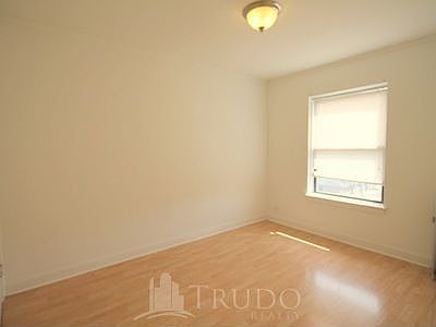2nd image of 4851 N Damen Ave #4851-203