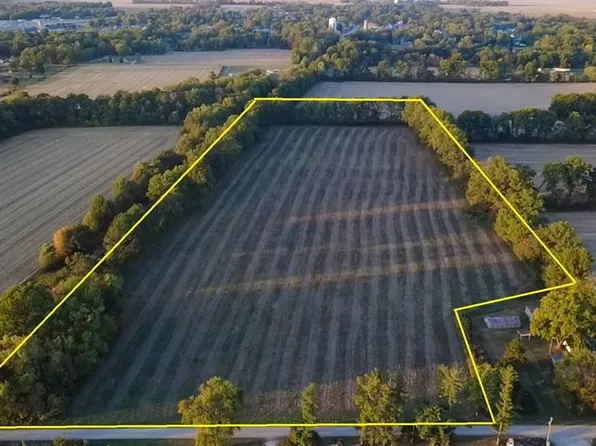 751 E County Road 550 N, Shelburn, IN 47879