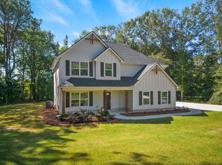 949 Earl North Rd, Newnan, GA 30263