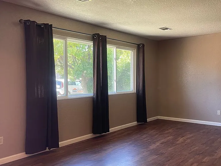 104 Woodcliff Dr — Photo 5