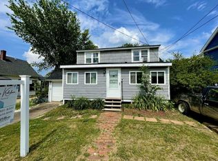 35 S Village Rd, Loudon, NH 03307