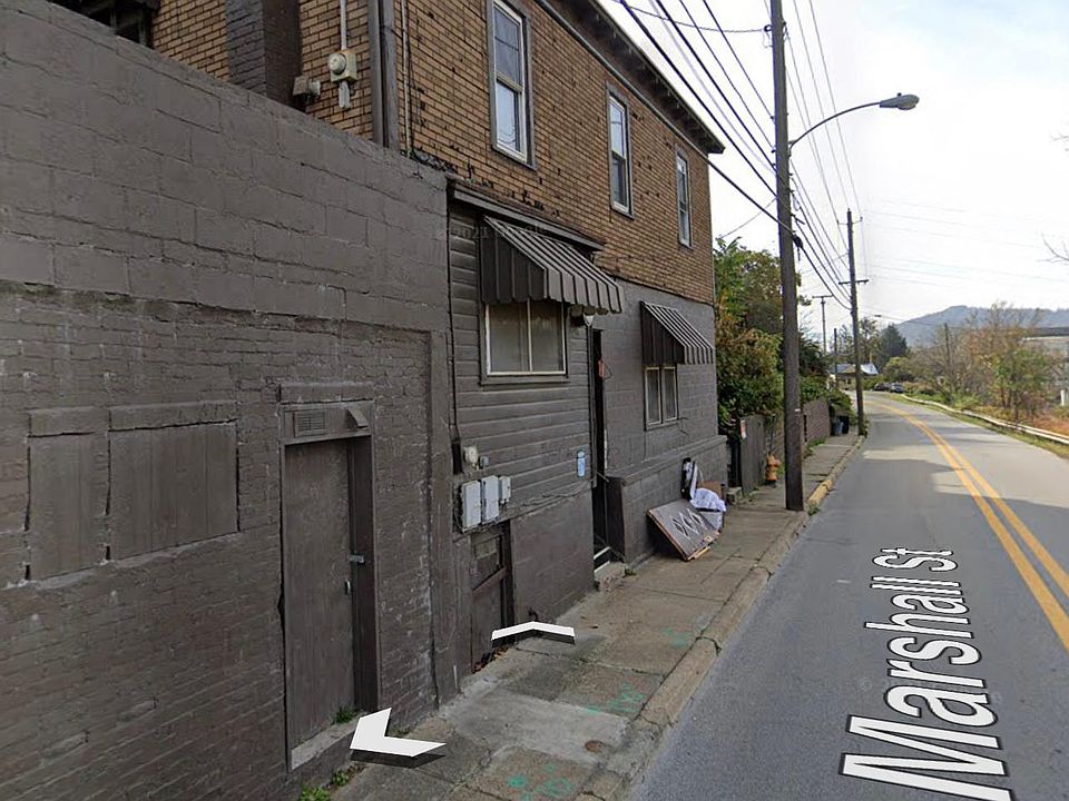 1st image of 1018 Marshall St S Floor 1