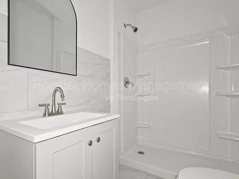 822 N Bradley Ave #822 — Photo 21