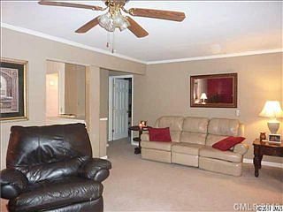 3rd image of 2415 Sedgefield Dr