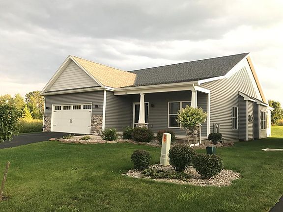 2nd image of 124 Anitas Ln