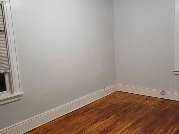 3rd image of 13201 95th Ave #2