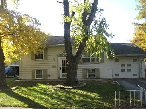 1st image of 422 Tulip Dr