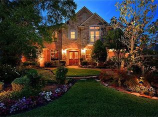 46 W Majestic Woods Pl, Spring, TX 77382