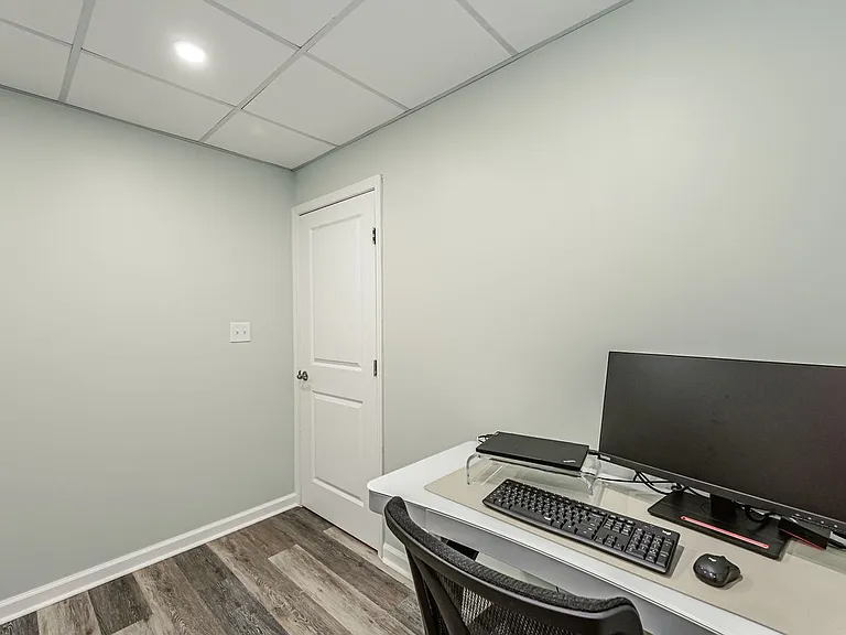 421 Pagebrook Dr — Photo 49