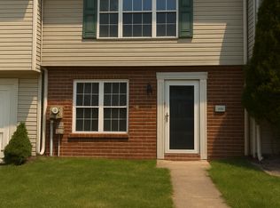 150 Georgetown Sq, Martinsburg, WV 25401