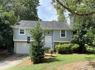 4553 Midridge Dr, Norcross, GA 30093