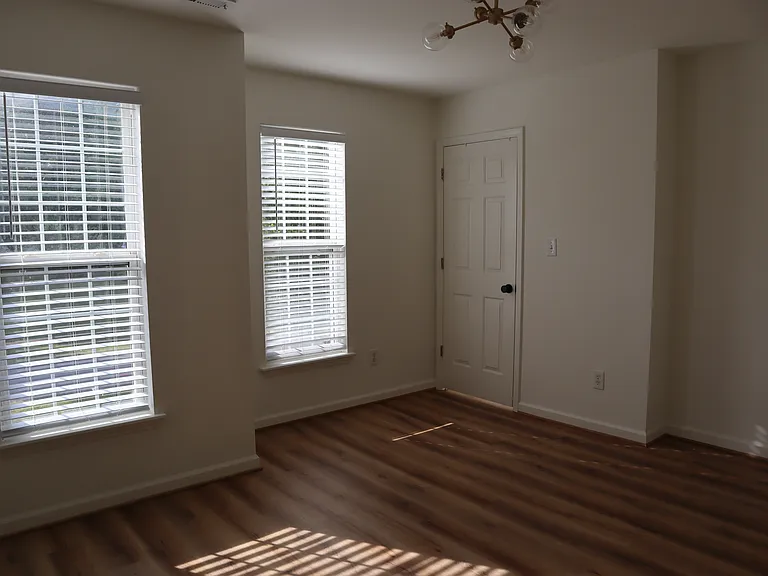 34 Burnice Pl — Photo 10