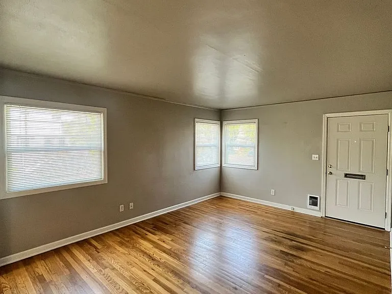 3108 NE Alberta St — Photo 3