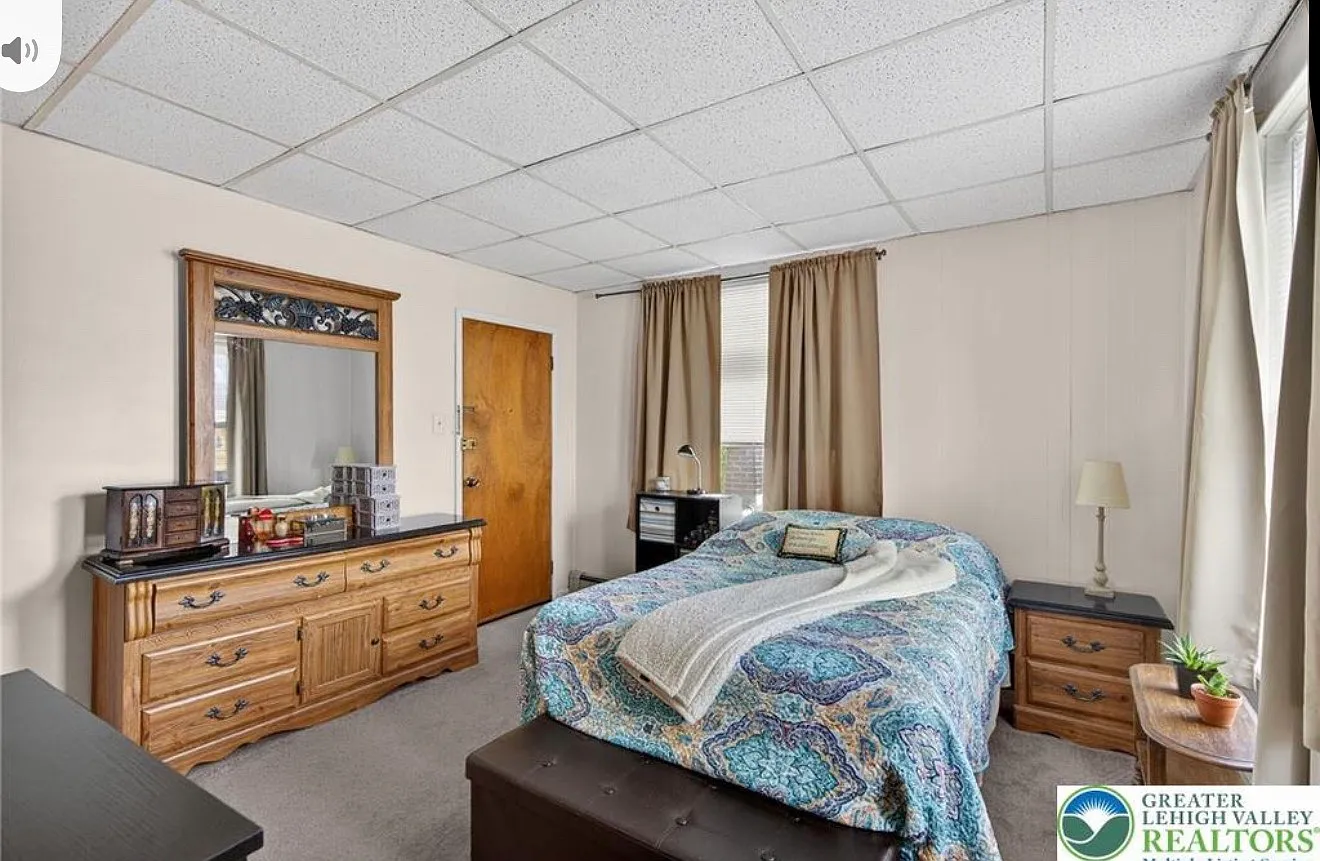 1 bed, 850 sqft, $1,400 — Photo 2
