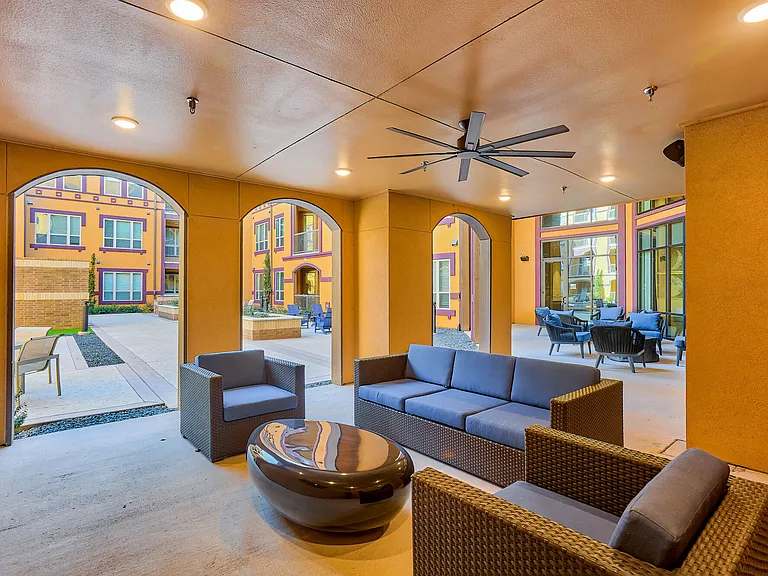Tower Bay Lofts — Photo 10