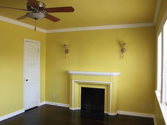 2nd image of 1015 W 65th St