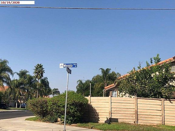 3rd image of 1110 Menlo Ave