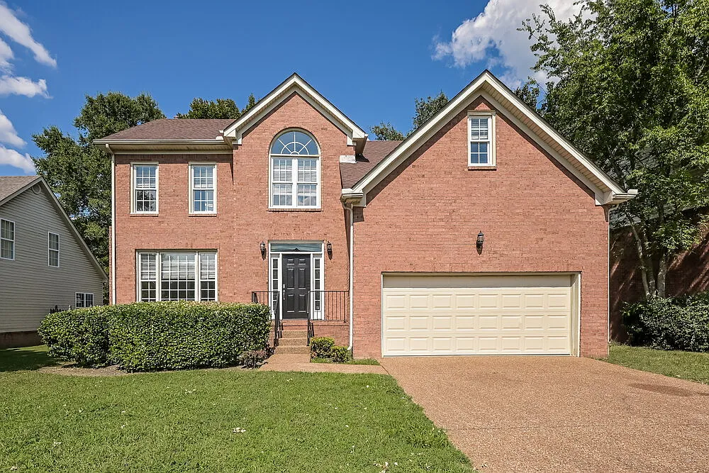 4 bed, 2.5 bath, 2442 sqft, $2,805 — Photo 1