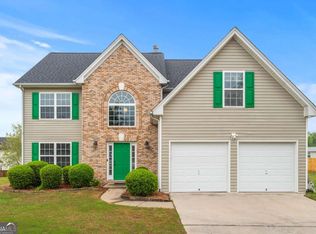 2702 Runway Lake Ln, Snellville, GA 30039