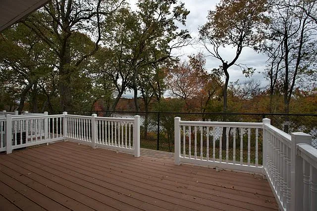 Fairfield Lakeside at Moriches — Photo 9