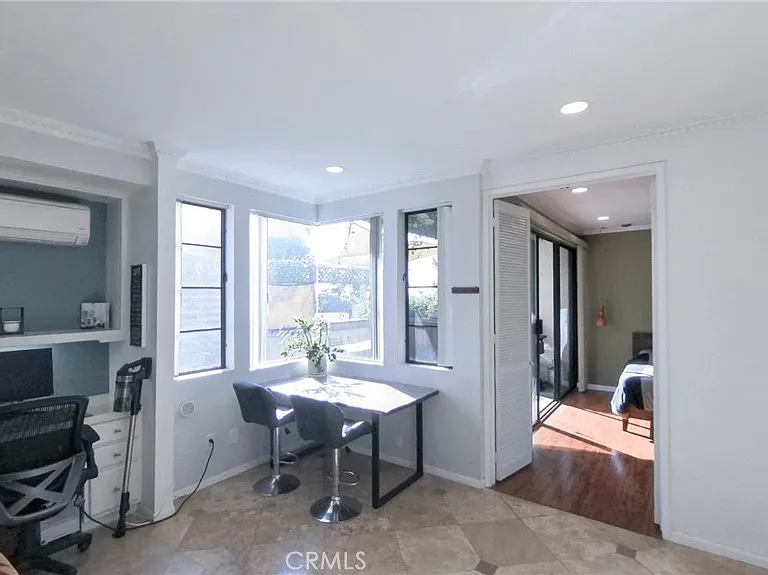 2575 E 19th St #17 — Photo 35