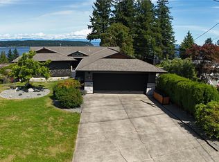 699 Galerno Rd, Campbell River, BC V9W 5X4