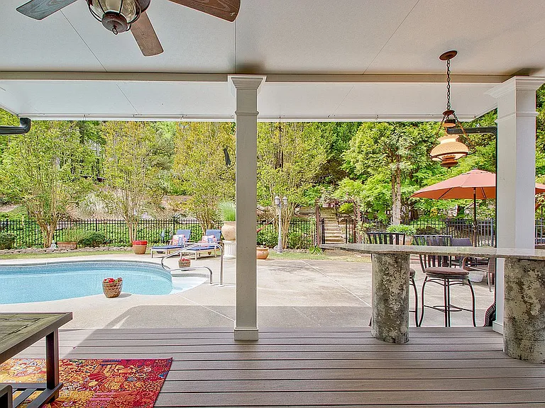 374 Persimmon Dr — Photo 50