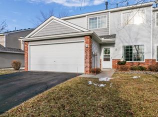 2031 Gresham Ave N, Oakdale, MN 55128