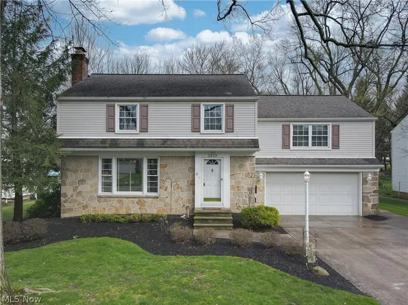 5259 Marian Dr, Lyndhurst, OH 44124