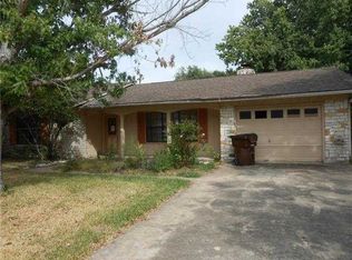 1306 Walter Ellison Dr, Lockhart, TX 78644