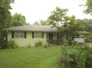 16104 E Sea Ave, Independence, MO 64050