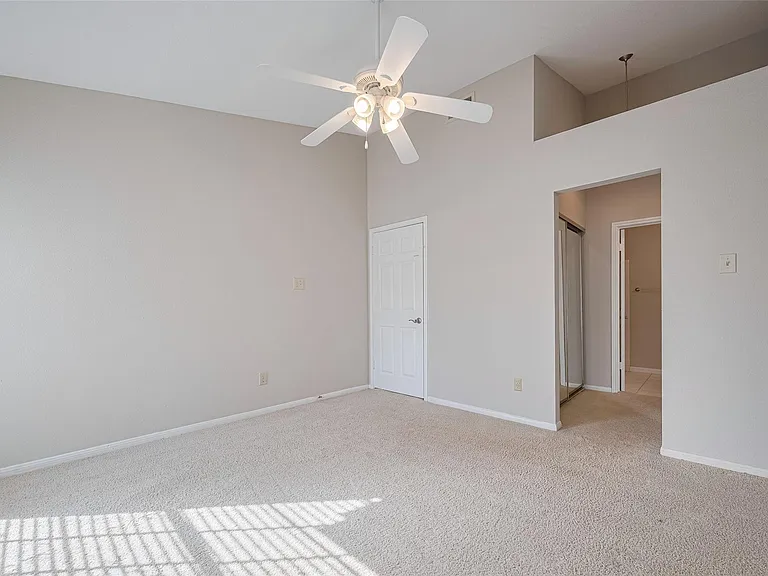 2211 S Kirkwood Rd #19 — Photo 24