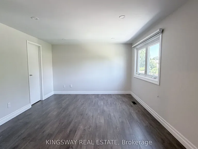 3123 Bartholomew Cres — Photo 19