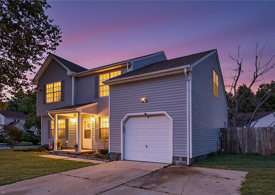 1st image of 215 Wye Oak Way