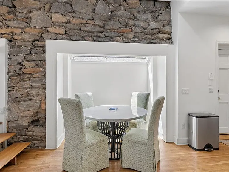 11 Polo Dr NE — Photo 5
