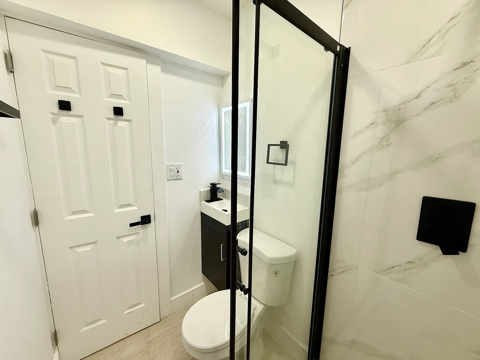 Studio, 650 sqft, $1,500 — Photo 4