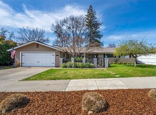 326 Tan Oak Dr, Medford, OR