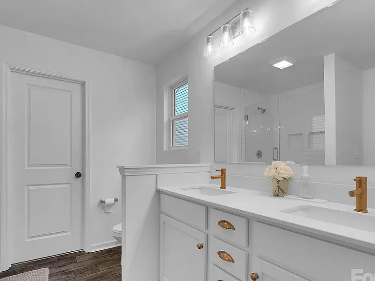 242 Lacewing Dr — Photo 12