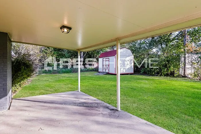 2125 Rockmoor Dr — Photo 16