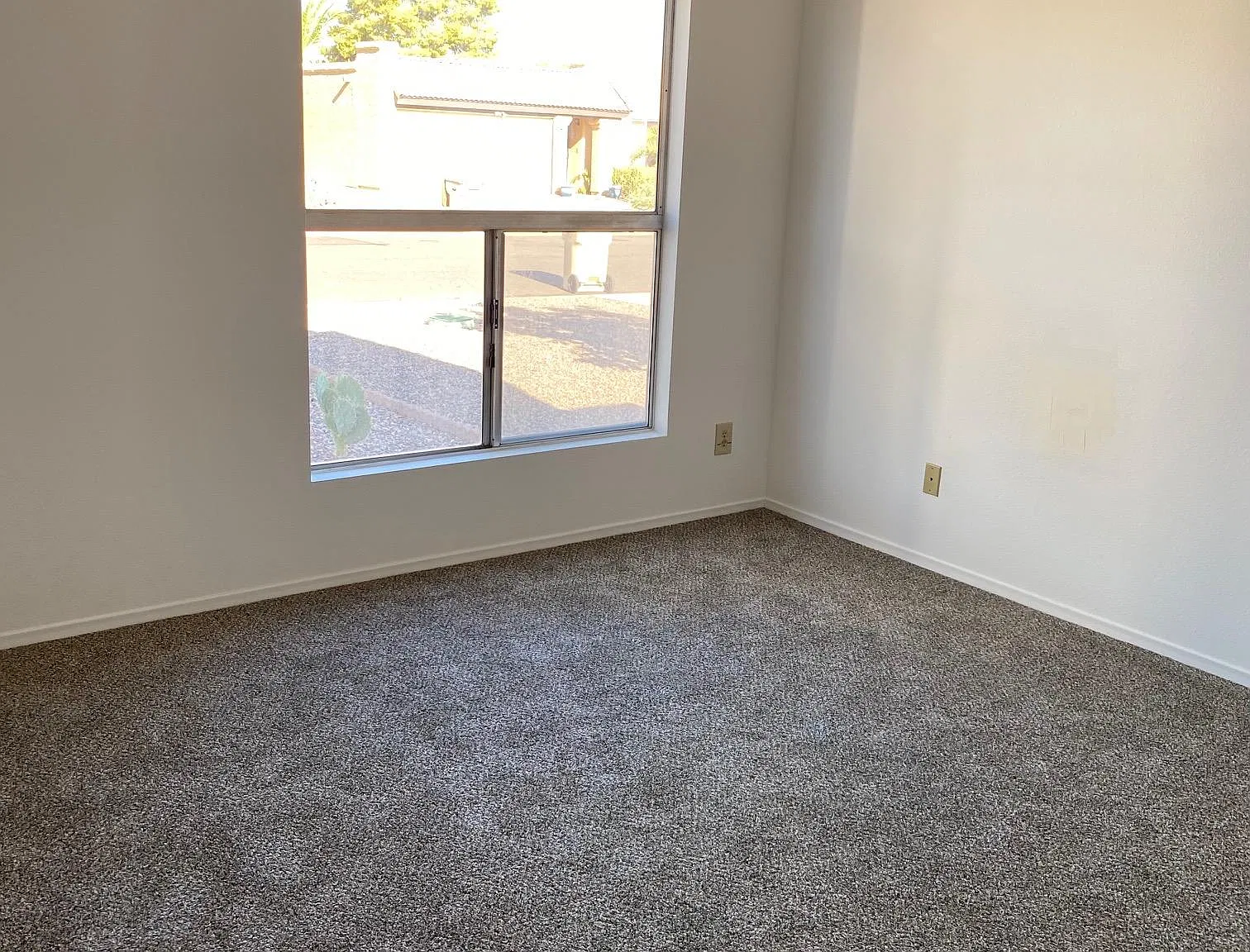 2 bed, 1300 sqft, $2,500 — Photo 3