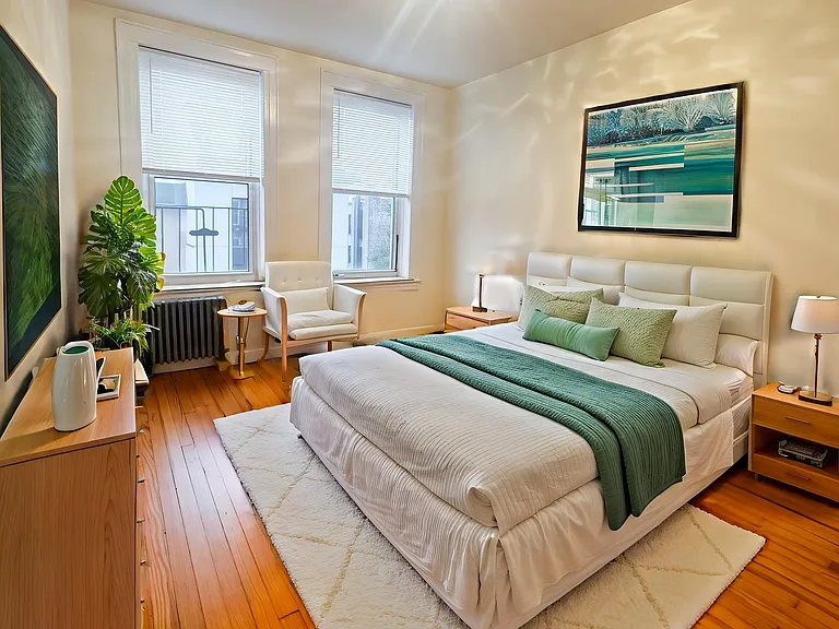 28-47 46th St #3R — Photo 6