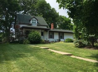 811 W Morris St, Morrison, IL 61270