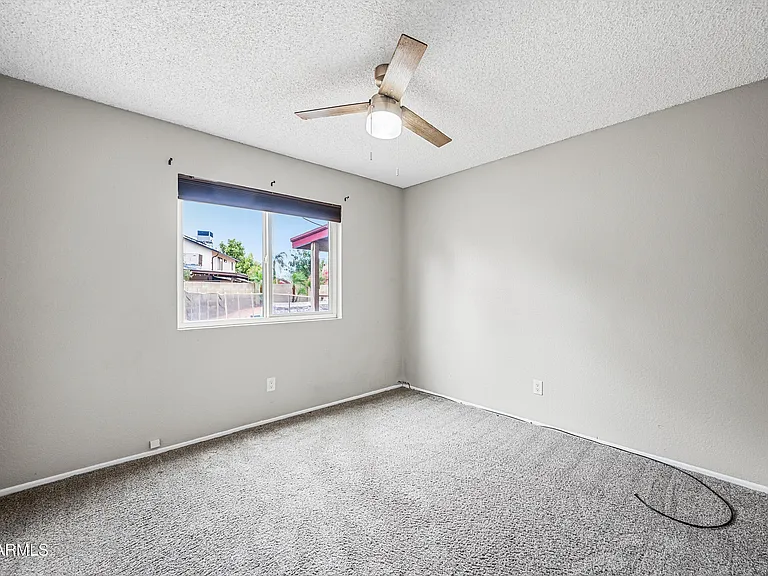 610 N Rosemont Cir — Photo 3