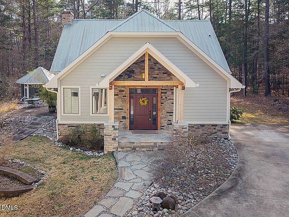 2nd image of 350 Wild Rose Ln