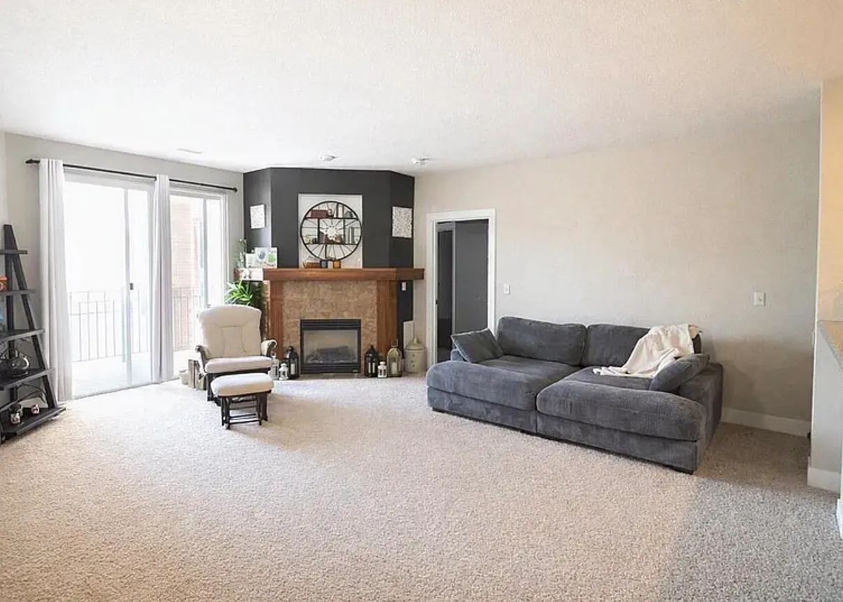 2 bed, 1454 sqft, $2,000 — Photo 1