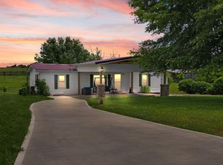 1450 Clear Fork Rd, Waynesburg, KY 40489