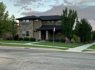 3919 E Timbersaw Dr, Boise, ID 83716