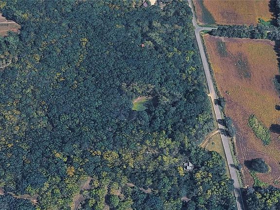 4th image of 16748 Golden Rd