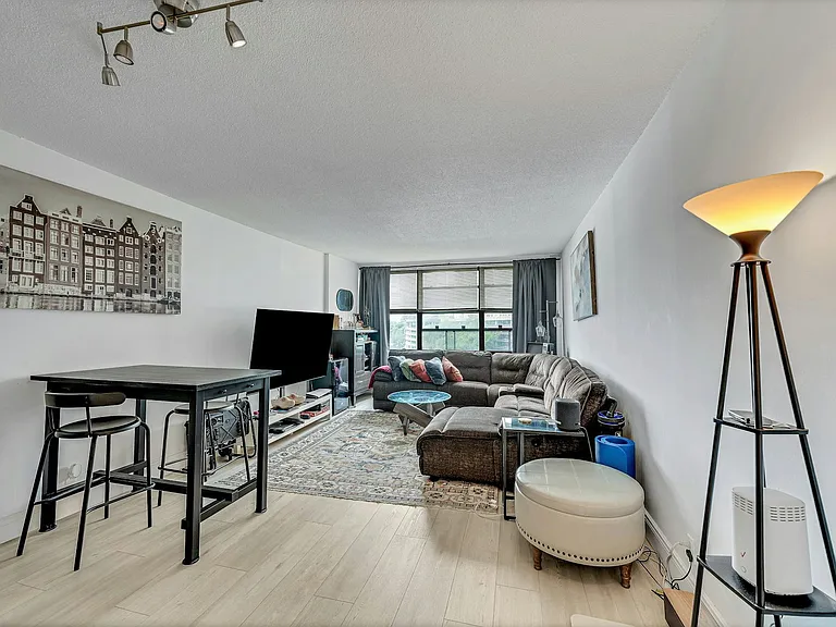 7002 John F Kennedy Blvd E #16H — Photo 4