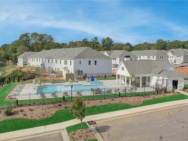 Community Pool and Cabana. There is also a dog park.